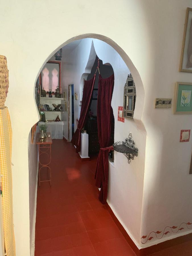 Hathor ,Casa Marroqui Con Dos Terrazas En La Medina Antigua , Ideal Parejas!! Wifi!! Asilah Dış mekan fotoğraf