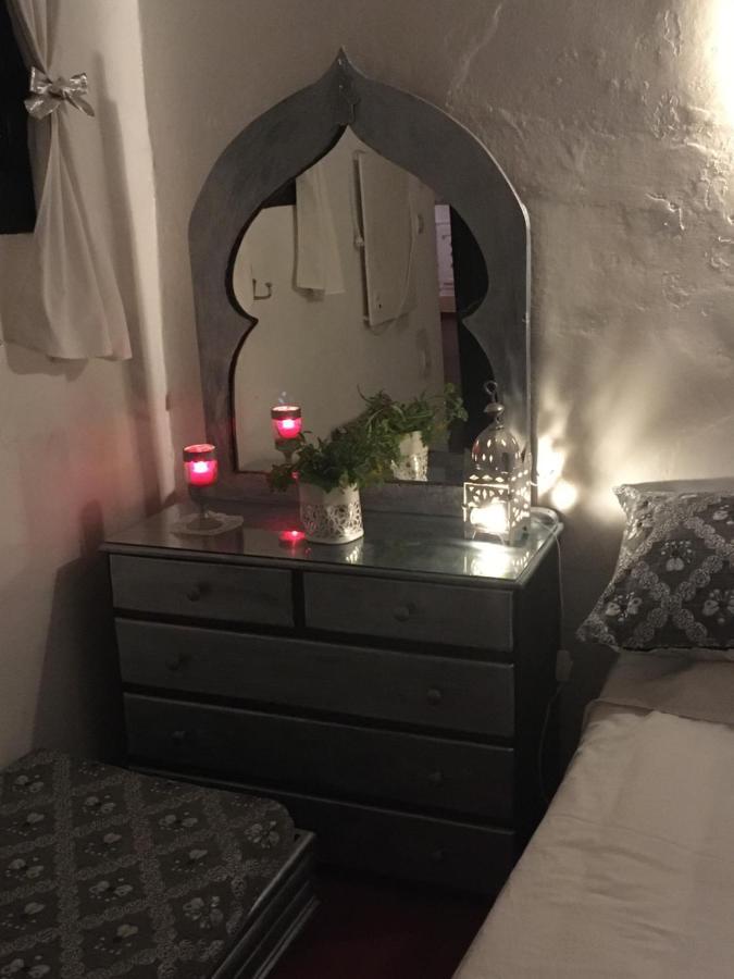 Hathor ,Casa Marroqui Con Dos Terrazas En La Medina Antigua , Ideal Parejas!! Wifi!! Asilah Dış mekan fotoğraf