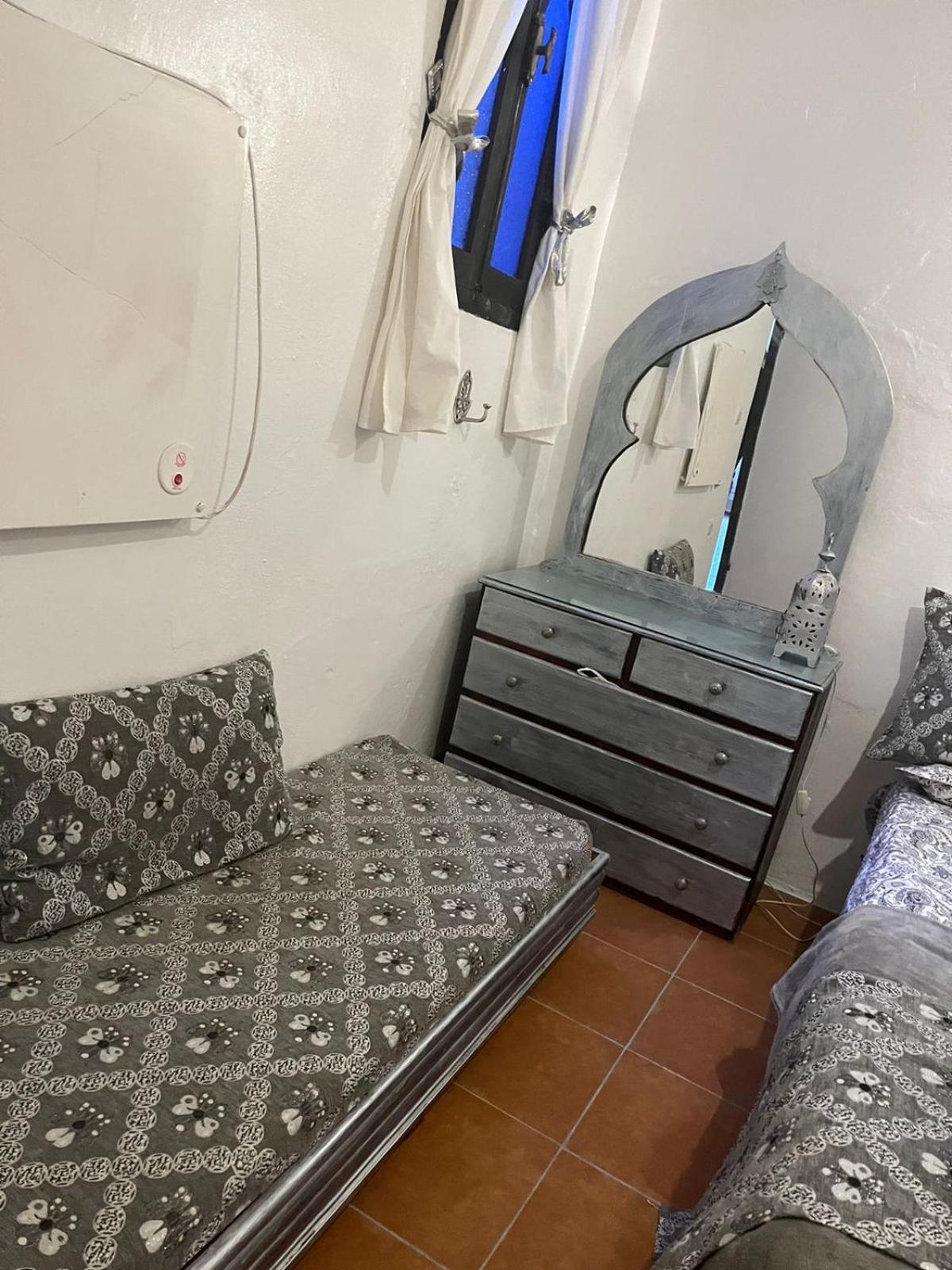 Hathor ,Casa Marroqui Con Dos Terrazas En La Medina Antigua , Ideal Parejas!! Wifi!! Asilah Dış mekan fotoğraf